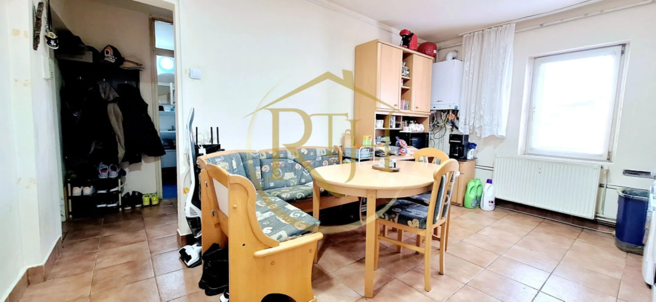 Oferim spre vanzare, Apartament cu 3 camere, Girocului, Sp. Judetean