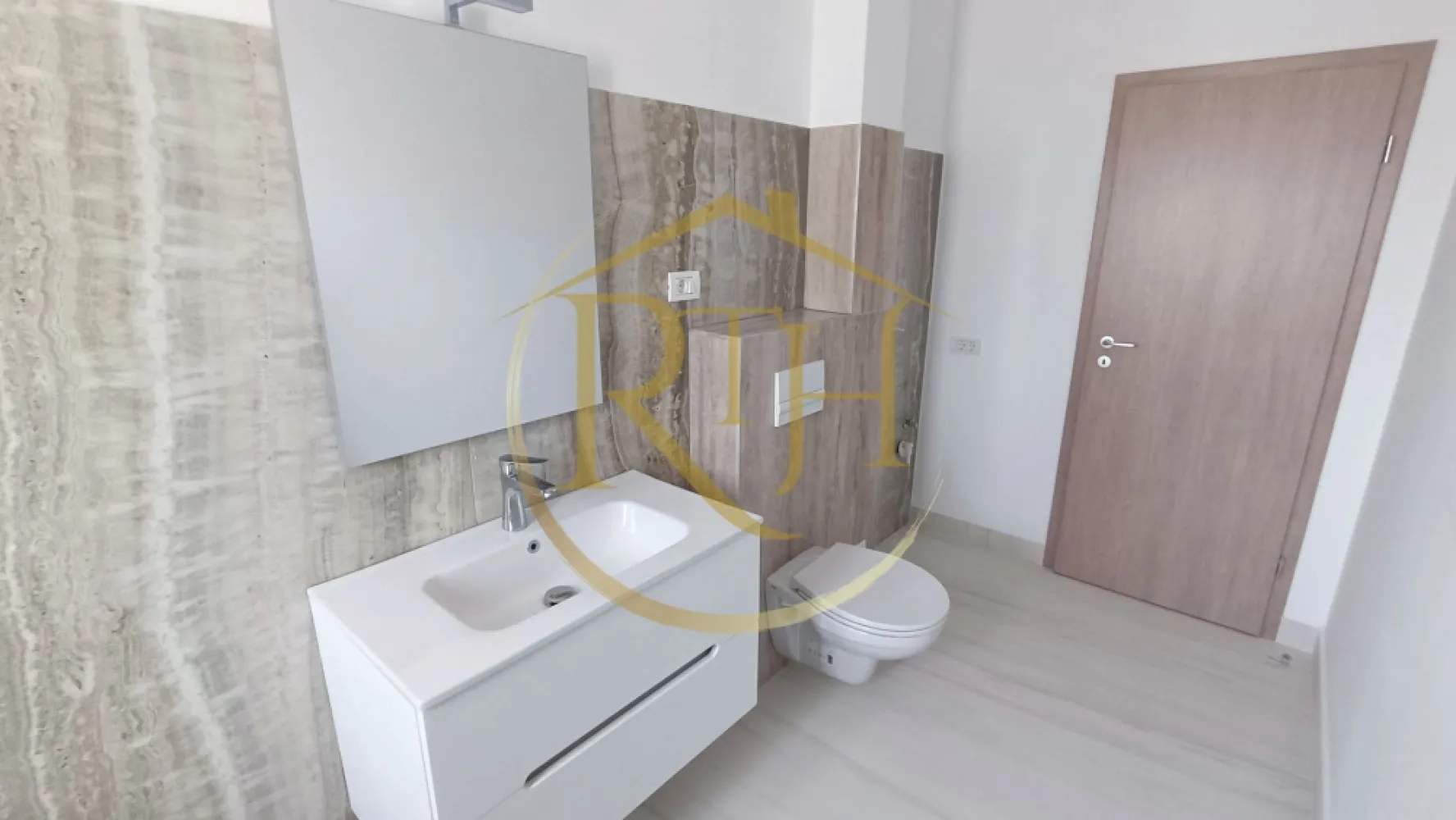 Ultimele 2 apartamente, 2 camere, 53 mp utili, curte 32 mp, 0% Comision