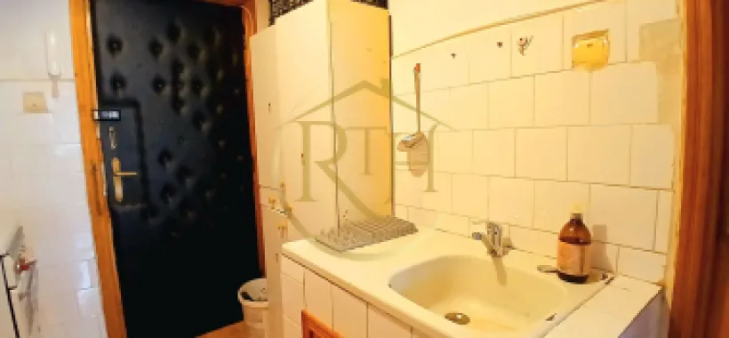 Oferim spre inchiriere garsoniera, situata in Complexul Studentesc