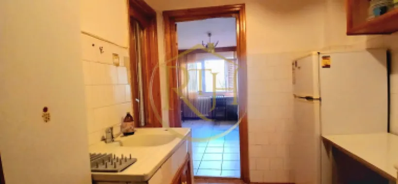 Oferim spre inchiriere garsoniera, situata in Complexul Studentesc