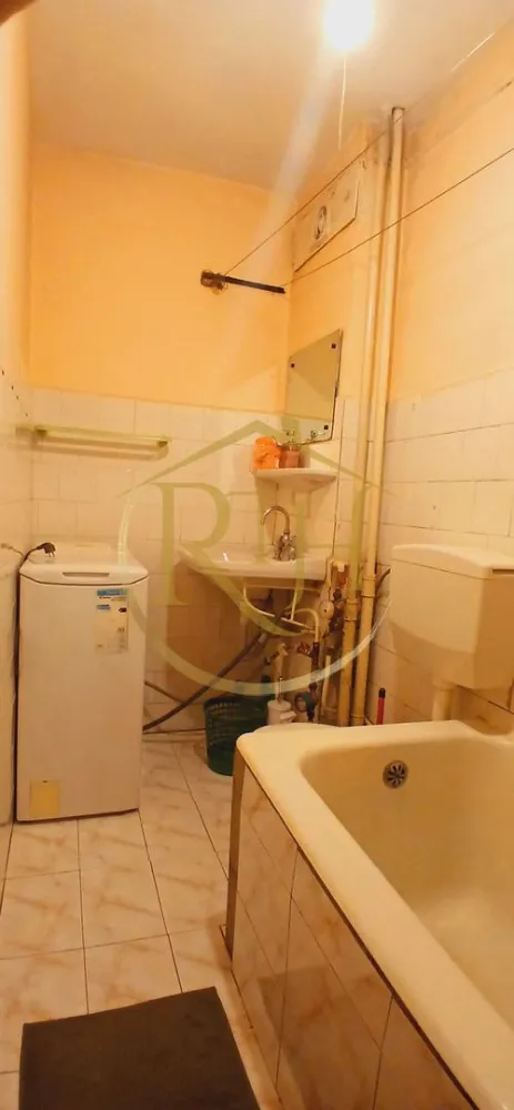 Oferim spre inchiriere garsoniera, situata in Complexul Studentesc