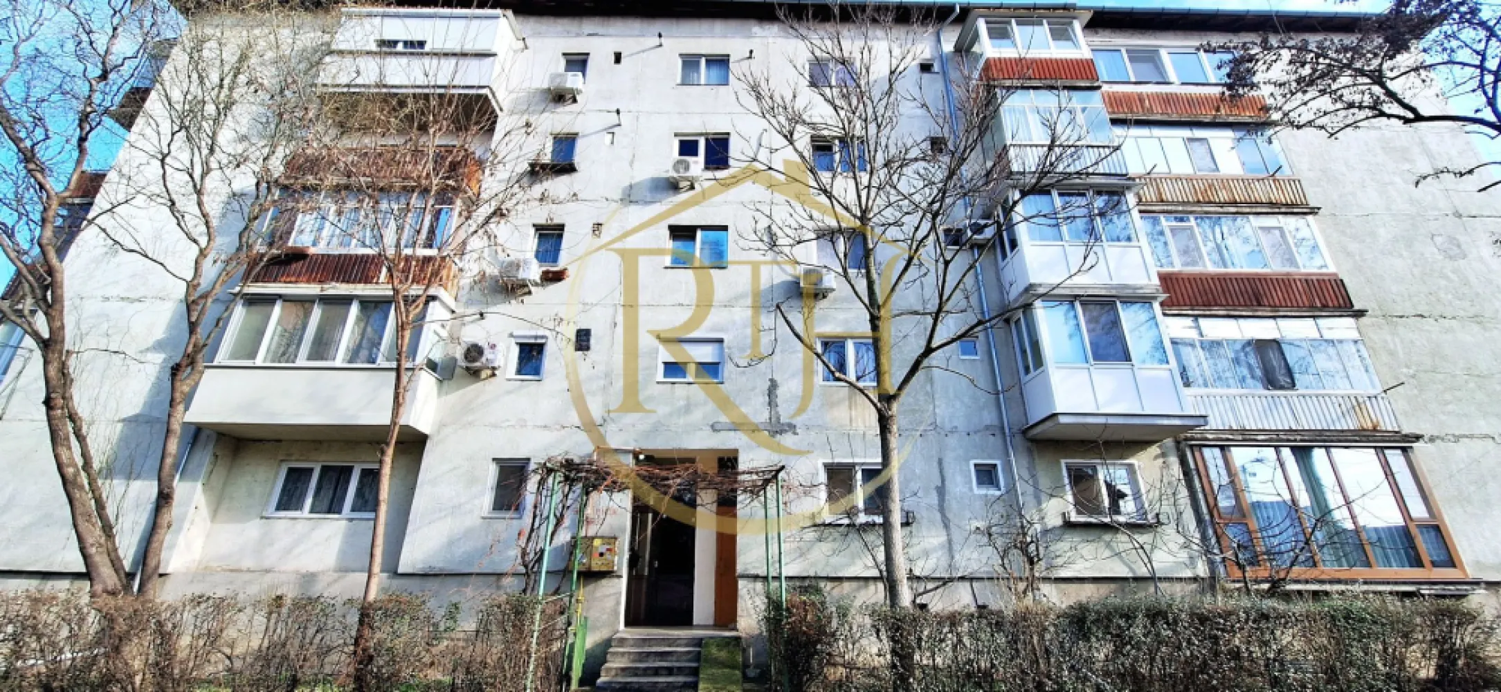 Oferim spre vanzare, Apartament cu 3 camere, Girocului, Sp. Judetean 0% Comision