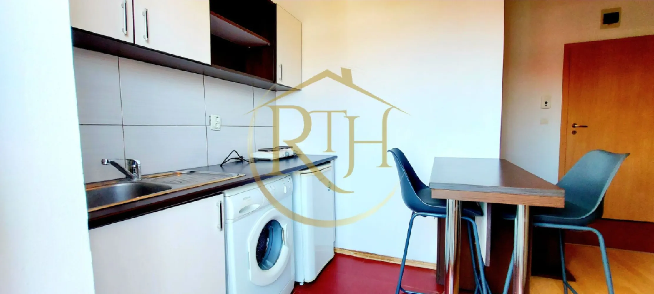 Oferim spre inchiriere, apartament 1 camera, studio, Zona Soarelui, parcare