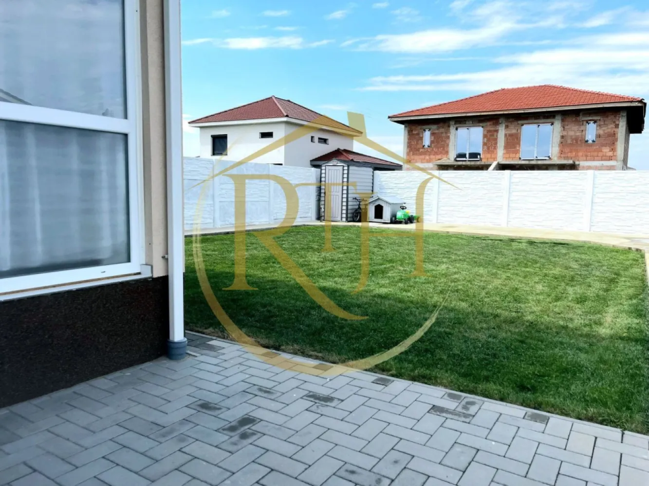 Oferim spre vanzare, Duplex 3 camere, Mobilat si Utilat, Mosnita Noua