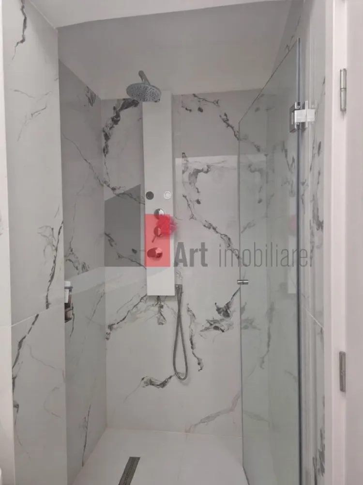 Vanzare apartament 3 camere 70 mp-Weiner Palada+loc de parcare