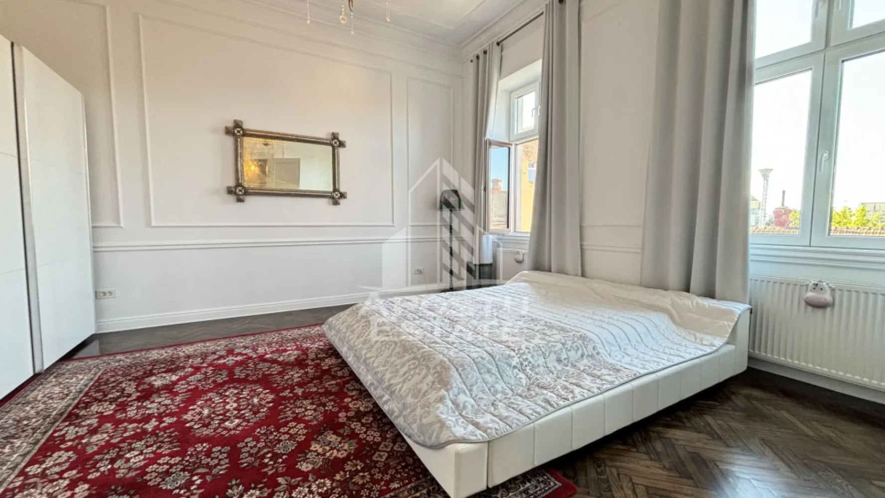 Apartament cu 3 camere de vanzare, cladire istorica, Timisoara, Timis