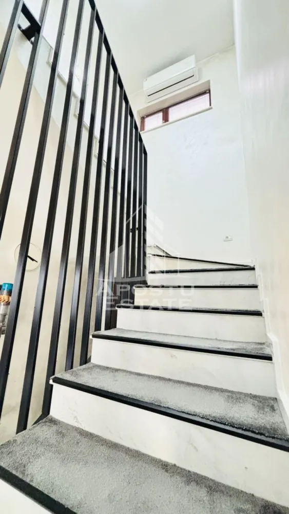 Casa deosebita cu 5 camere de vanzare in Dinias, Timis