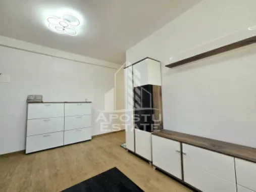 Apartament de vanzare, 3 camere, 2 balcoane, zona Calea Urseni, Giroc