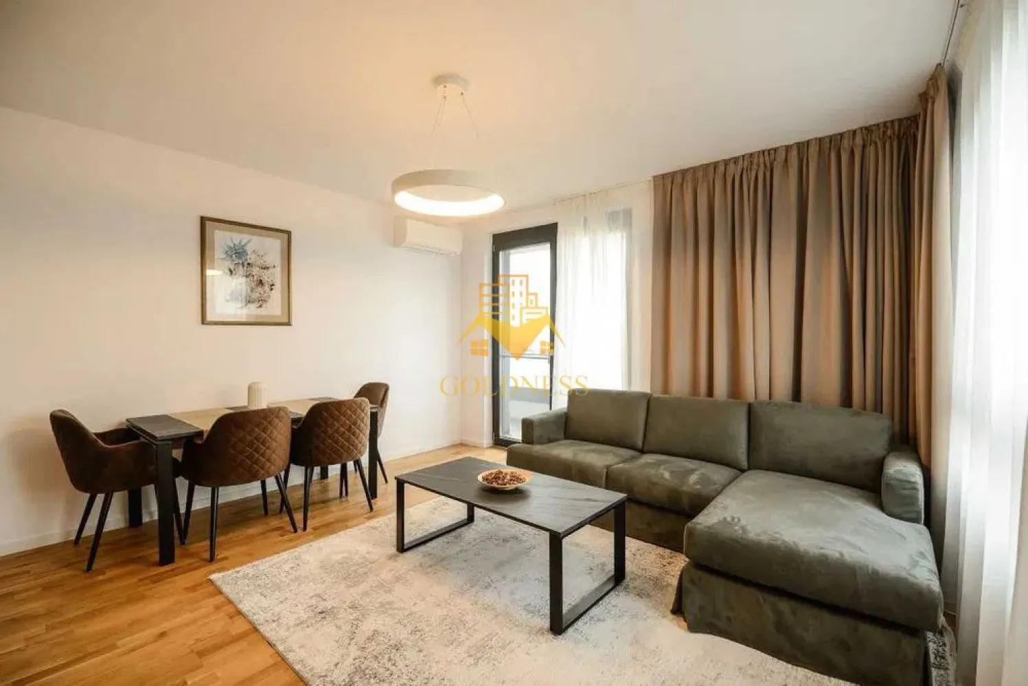 2 camere, modern, bloc nou,Intre Lacuri, zona Iulius mall, Park Lake - GOLDNESS Imobiliare vă propune spre închiriere un apartament cu 2 camere complet mobilat și utilat, la etajul 9 într-un imobil de 10 etaje, în cartierul Gheorgheni. Apartamentul este compartimentat astfel:
 - dormitor cu pat matrimonial, dressing, noptiere, TV
 - living cu bucatarie open-space complet utilată, canapea extensibla, loc de servit masa 
 - baie cu cada, calorifer port prosop inox și dulap pentru depozitare.
 - terasa de 8 mp.

Imobilul este dotat cu toate cele necesare- centrală proprie, mașină de spălat haine, masina de spalat vase,frigider, plită electrică, hotă, TV, etc. 
Se află în apropierea stațiilor de transport în comun, magazine, restaurante, spații verzi, farmacii, etc. 
Dispune de loc de parcare subterana inclusa in pret!

Dacă sunteți interesați de acest apartament și doriți să îl vizionați, dar și pentru alte oferte sau detalii nu ezitați să ne contactați telefonic sau prin e-mail - goldnessimobiliare@gmail.com. Vă stăm la dispoziție!