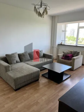 3 camere vizavi de parcul Plumbuita