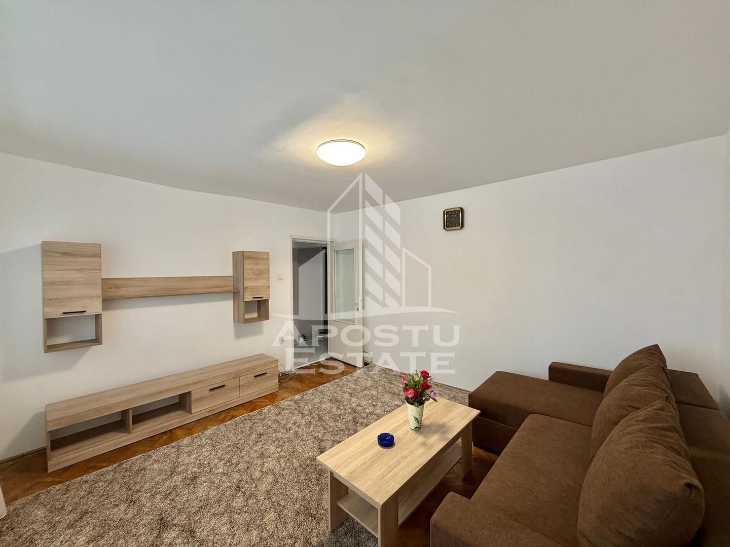 Apartament cu 3 camere de inchiriat, decomandat,zona Modern, Timisoara