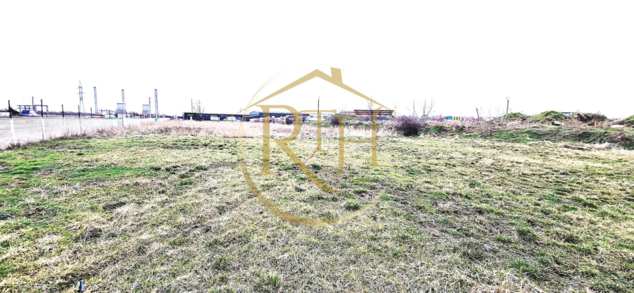 Vand teren intravilan Zona Fraidorf,comison ,,0'' - Vă propunem spre vânzare un teren intravilan construibil, amplasat strategic în zona Freidorf – una dintre cele mai dinamice zone industriale ale municipiului Timișoara.

 Localizare

Timișoara – zona Freidorf (zonă industrială dezvoltată)

Acces direct din șosea asfaltată

Conexiuni rapide către principalele artere rutiere și centura orașului

Acces facil pentru transport greu și logistică

 Caracteristici teren

Suprafață totală: 7.880 mp

Regim: Intravilan – teren construibil

Teren compact, ideal pentru optimizarea construcțiilor și fluxurilor industriale

 Utilități

Disponibile la parcela învecinată

 Aspecte juridice

Documentație completă

Adeverință care atestă că terenul nu se află în zonă cu sit arheologic

 Destinații recomandate:

 Hală industrială
 Depozit logistic
 Producție
 Parc industrial
 Dezvoltare rezidențială (în funcție de reglementările urbanistice)

Datorită poziționării și dezvoltării accelerate a zonei, proprietatea reprezintă o oportunitate solidă de investiție, cu potențial ridicat de valorificare pe termen mediu și lung.

 Preț: 50 euro/mp usor negociabil, 
 NU se plateste comision 

Proprietate reprezentată în exclusivitate de RealTimHouse.ro – Un pas spre un loc doar al tău! 
Pentru detalii suplimentare, documentație urbanistică sau programarea unei vizionări, vă stau la dispoziție.