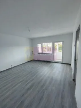 Garsonieră spațioasă de vânzare - Vitan, la câteva minute de Mall Vitan.