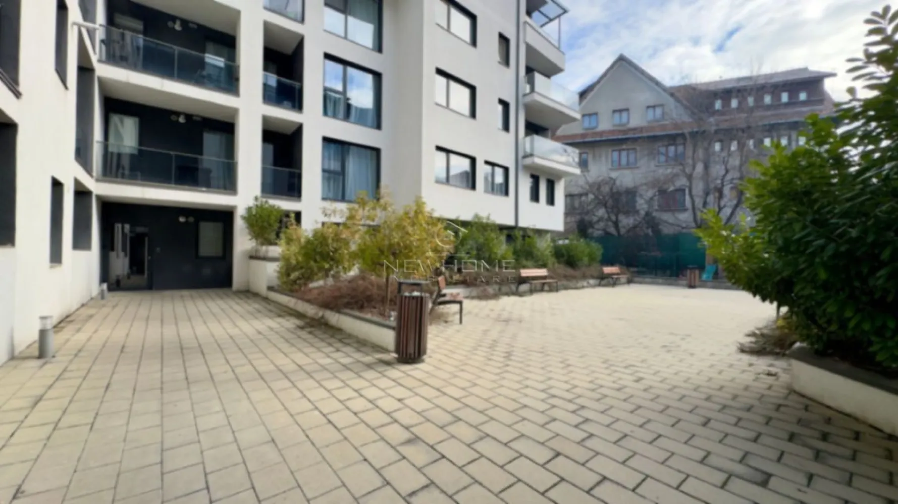 Comision 0% Apartament cu 3 camere de vânzare în zona Centrală