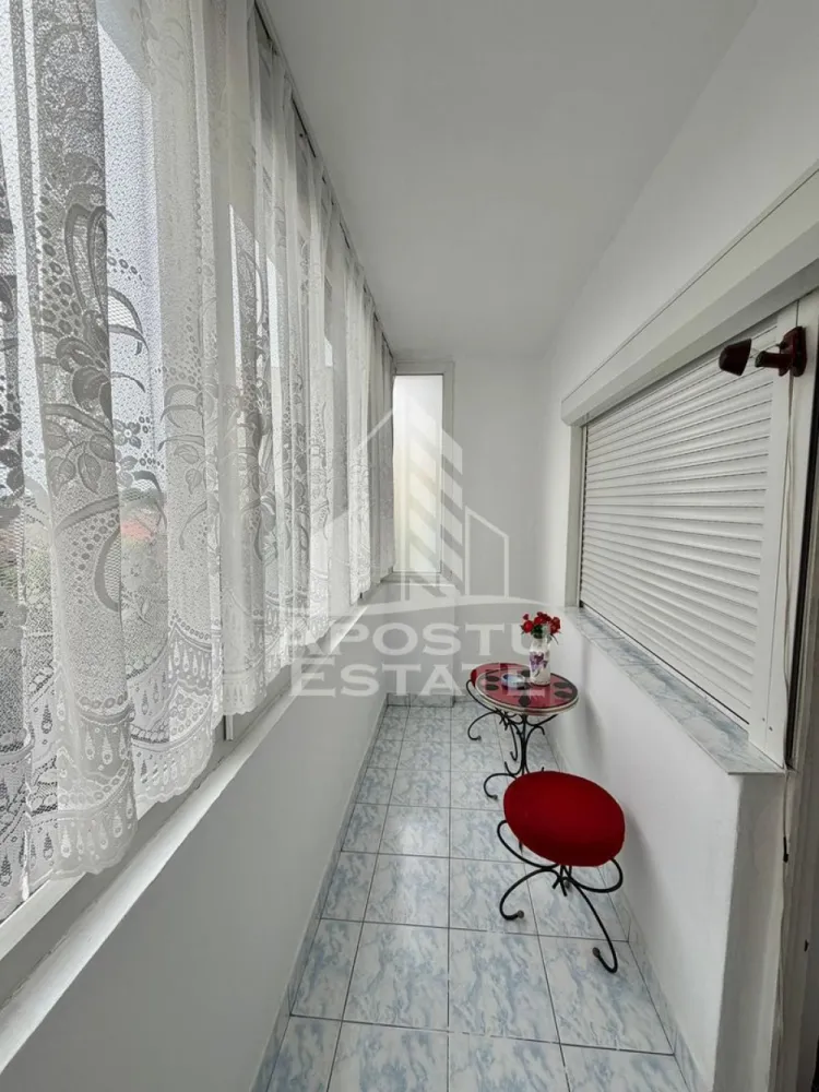 Apartament cu 3 camere de inchiriat, decomandat,zona Modern, Timisoara
