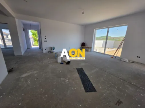 Casa 4 Camere, 2 Bai, 610mp Teren Zona Alba Micesti