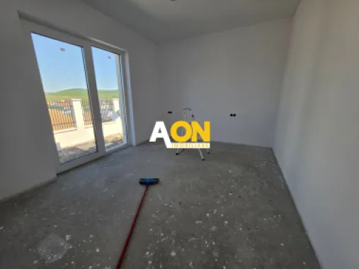 Casa 4 Camere, 2 Bai, 610mp Teren Zona Alba Micesti