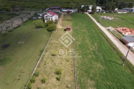 Teren în Crainimăt cu Proiect de Casă Inclus – Gata de Construcție!