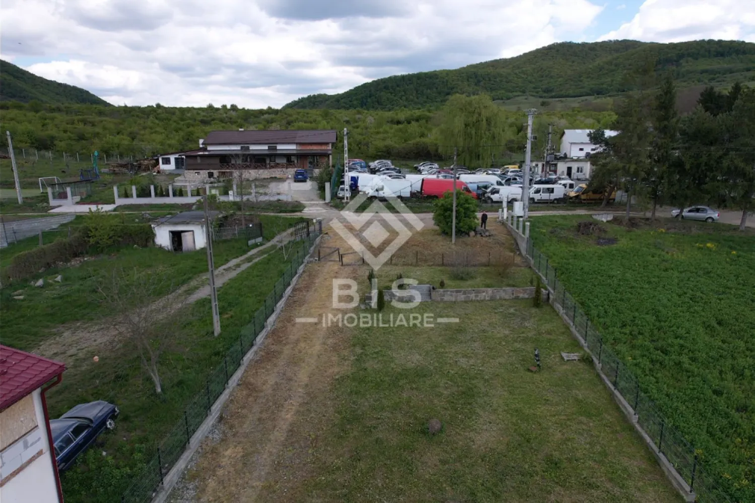Teren în Crainimăt cu Proiect de Casă Inclus – Gata de Construcție!