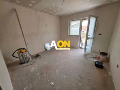Apartament 3 Camere Decomandat, Etaj 1, Zona Centru
