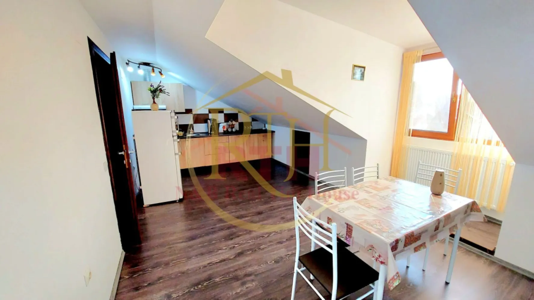 Apartament cu 2 camere, centrala proprie, aproape de Nokia, Iosefin