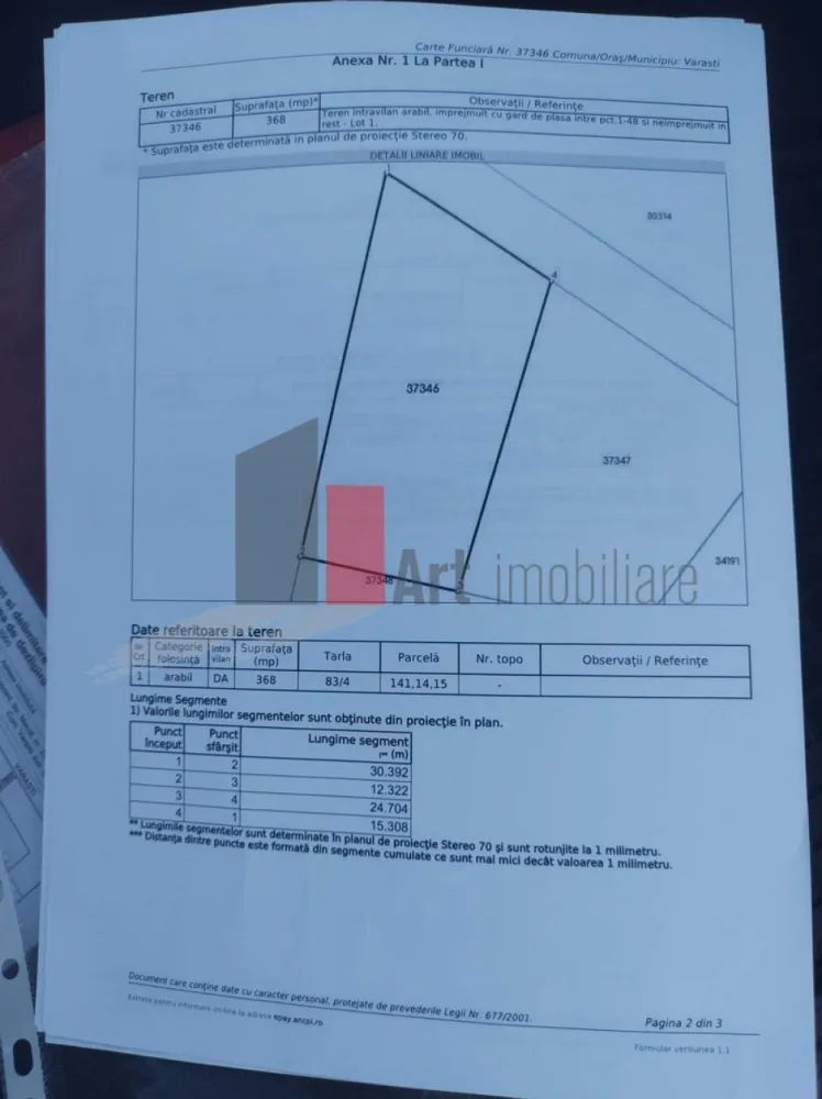 Vânzare 2 loturi de casă Dobreni Giurgiu - Vă propun spre vânzare 2 loturi de casă, situate în intravilanul agricol localității Dobreni, județul Giurgiu.
Loturile sunt alăturate și au suprafețele de 359mp, respectiv 368mp.

Deschiderile la drumul principal sunt de 21m și 24,7m. 

Conform certificatelor de urbanism, pe loturi se pot construi case.

Se pot vinde împreună sau separat.