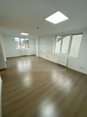 Clădire multifuncțională D+P+2+M, 800 mp, acces dublu și compartimentare flexibi