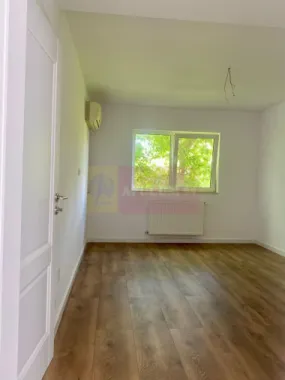 Duplex în vilă, 4 camere, renovat 2025, curte 250 mp, Mogoșoaia