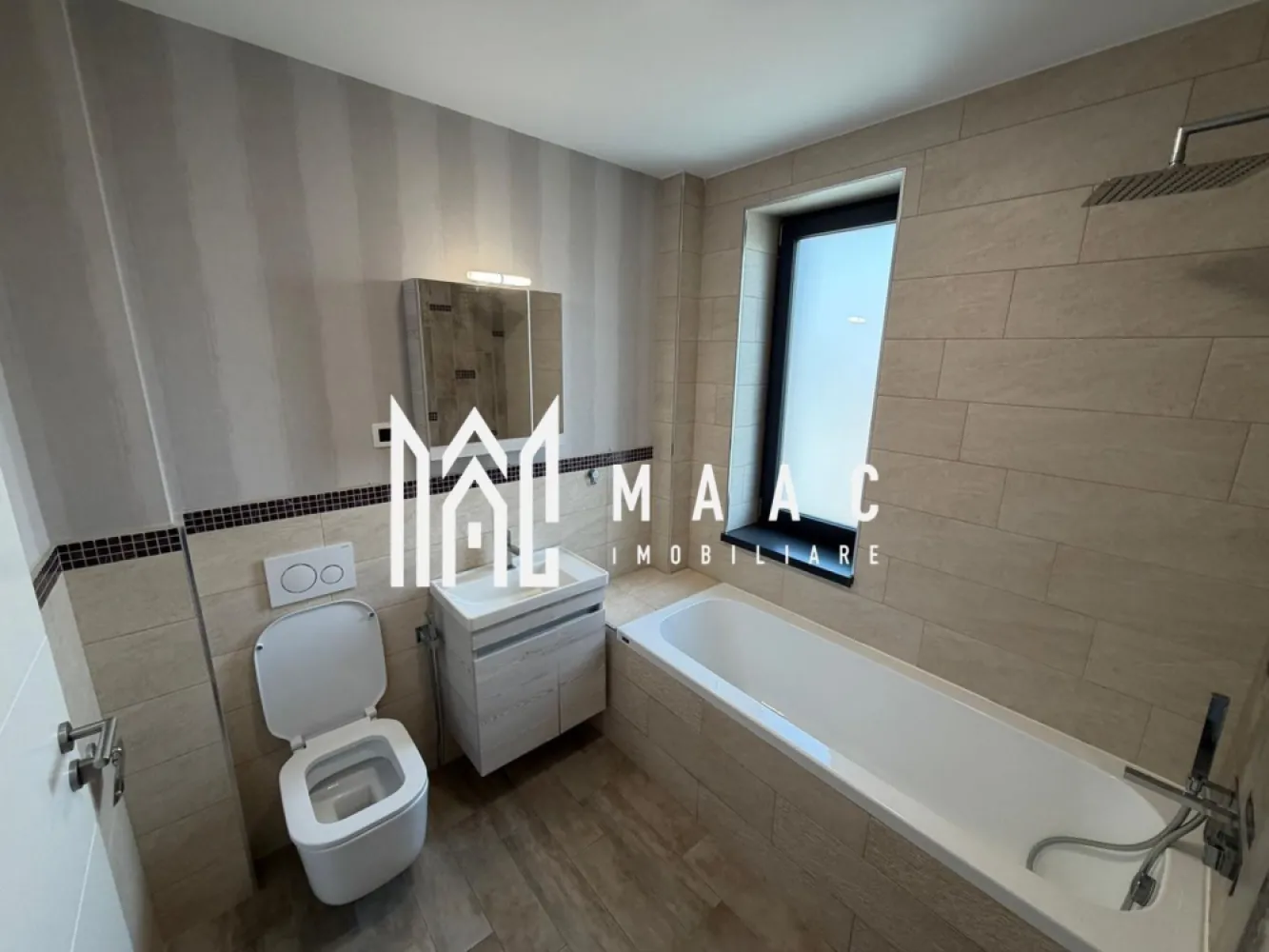 Apartament 3 camere | Calea Dumbrăvii, Sibiu | 82 mp, parcare