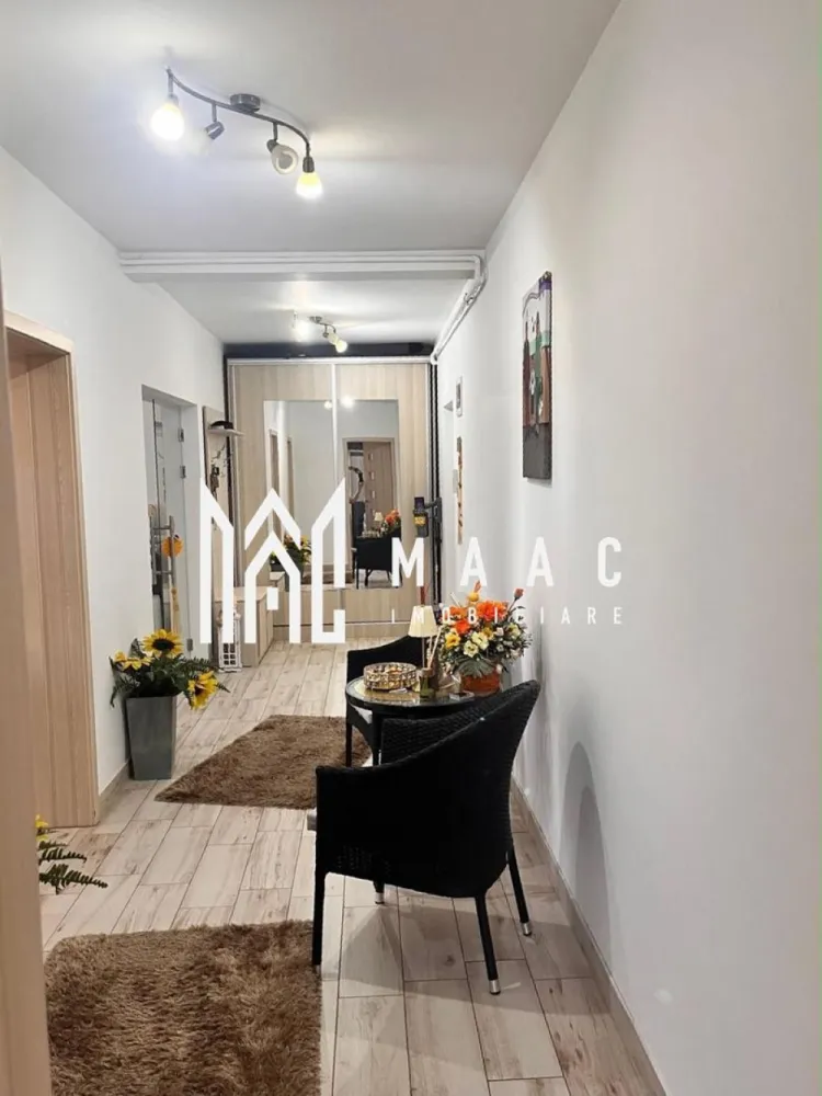 Apartament 2 camere | Cartierul Arhitecților, Sibiu | 74 mp, parcare inclusă - Apartament de vânzare în Sibiu, în Cartierul Arhitecților - Calea Cisnădiei, cu 74 mp utili, parcare inclusă și balcon.

Detalii proprietate:
• 2 camere: 1 dormitor și 1 living foarte spațios
• bucătărie separată și 1 baie
• suprafață utilă: 74 mp
• etaj 2
• construit în 2015
• 1 balcon cu acces atât din bucătărie, cât și din living
• loc de parcare inclus

Context zonă:
Imobilul este situat pe strada Constantin Lepadatu, în zona Cartierul Arhitecților - Calea Cisnădiei, Sibiu, cu o adresă clară pentru cei care caută un apartament de vânzare în această zonă.

Pentru mai multe detalii sau pentru stabilirea unei vizionări, contactați echipa MAAC Imobiliare și menționați codul CP3172906.
