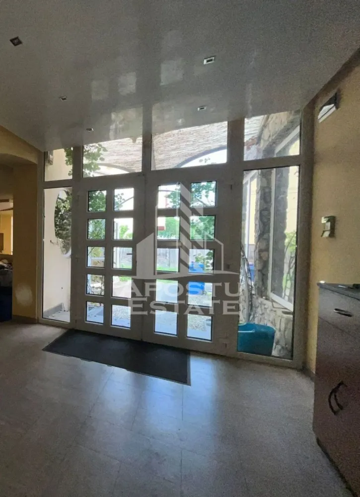 Casa individuala cu 4 camere, teren 404 mp,acces auto,garaj, Girocului