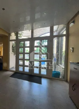 Casa individuala cu 4 camere, teren 404 mp,acces auto,garaj, Girocului