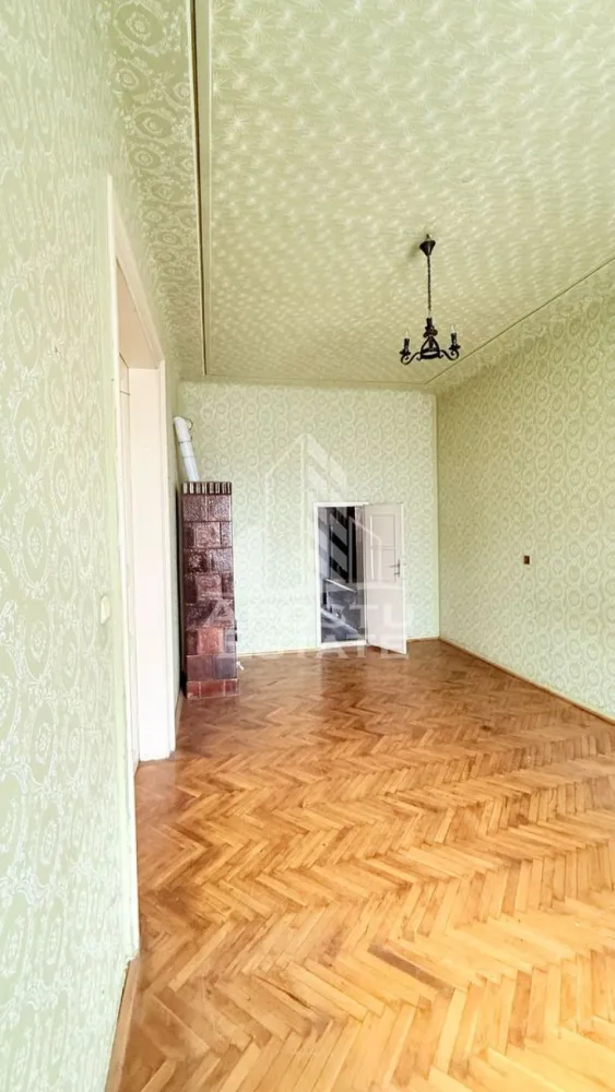 Apartament 3 camere, in Piata Maria, cladire in curs de reabilitare