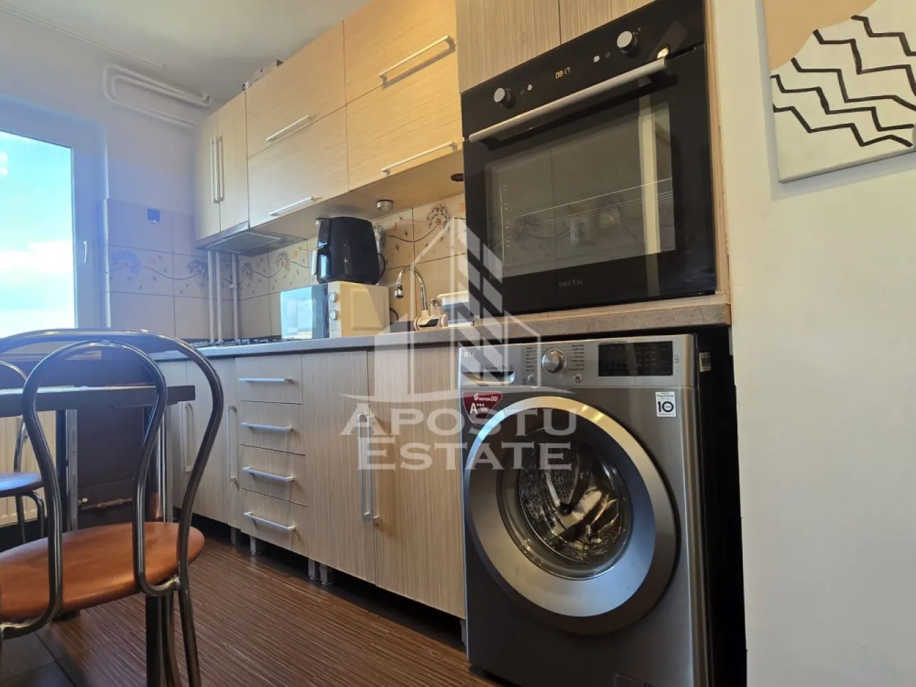 Apartament 3 camere Aurel Vlaicu