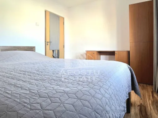 Apartament 3 camere Aurel Vlaicu