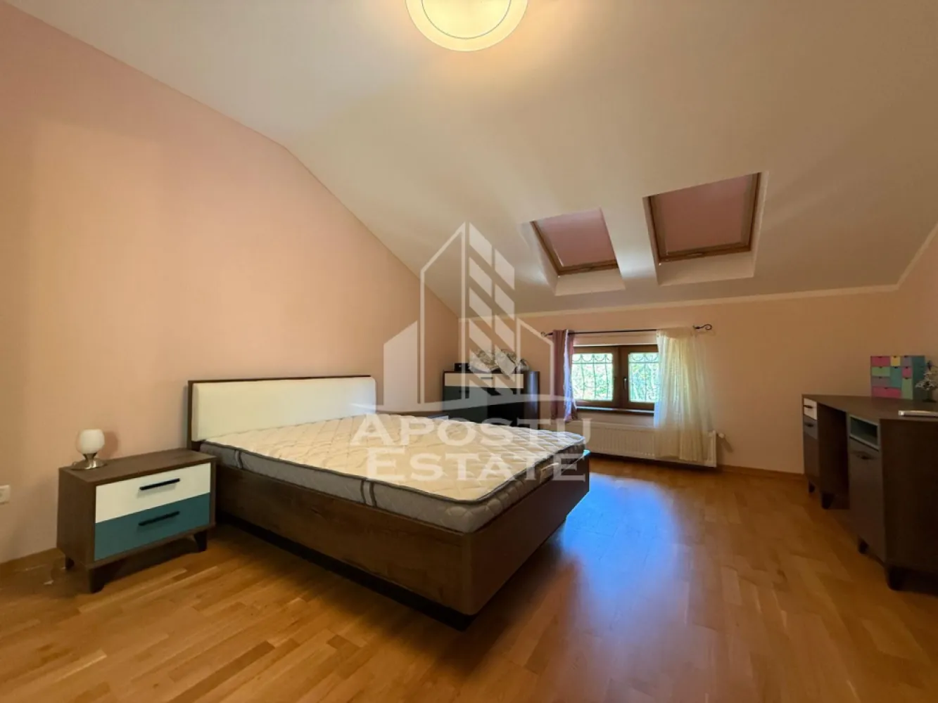 Casa Multifunctionala – Pensiune, Evenimente, Piscina si Crama