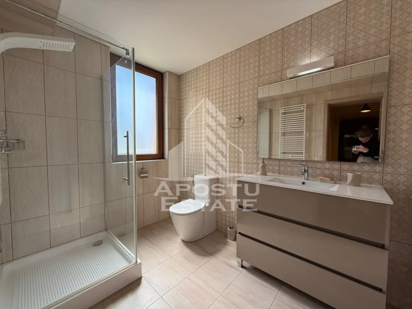 Casa Multifunctionala – Pensiune, Evenimente, Piscina si Crama