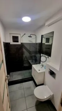 Apartament 2 camere, 50 mp, str. Libertății (semicentral)