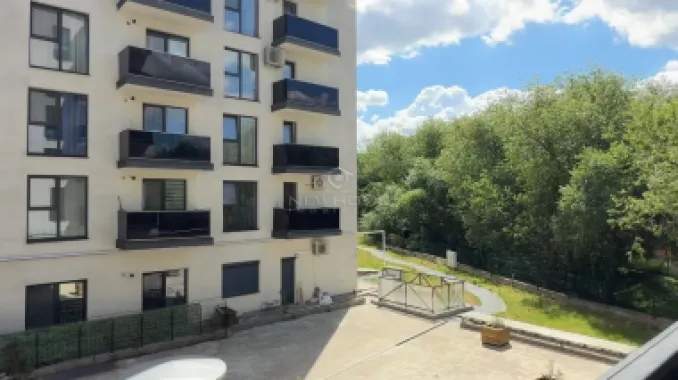 Apartament 2 camere Parcare, în zona Dambul Rotund