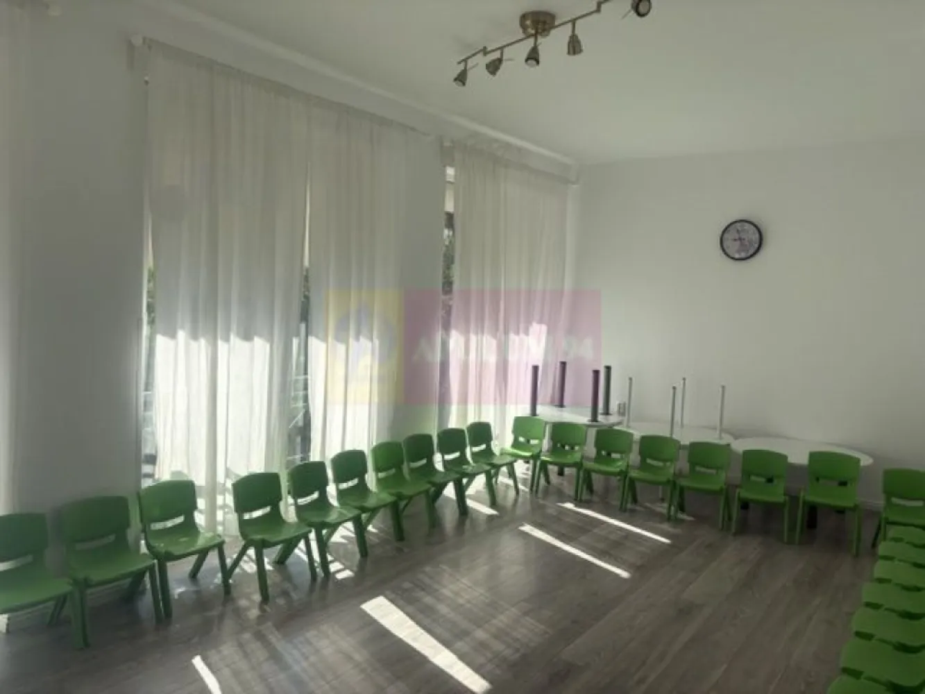 Vila D+P+1+M cu teren 446 mp Drumul Sarii.