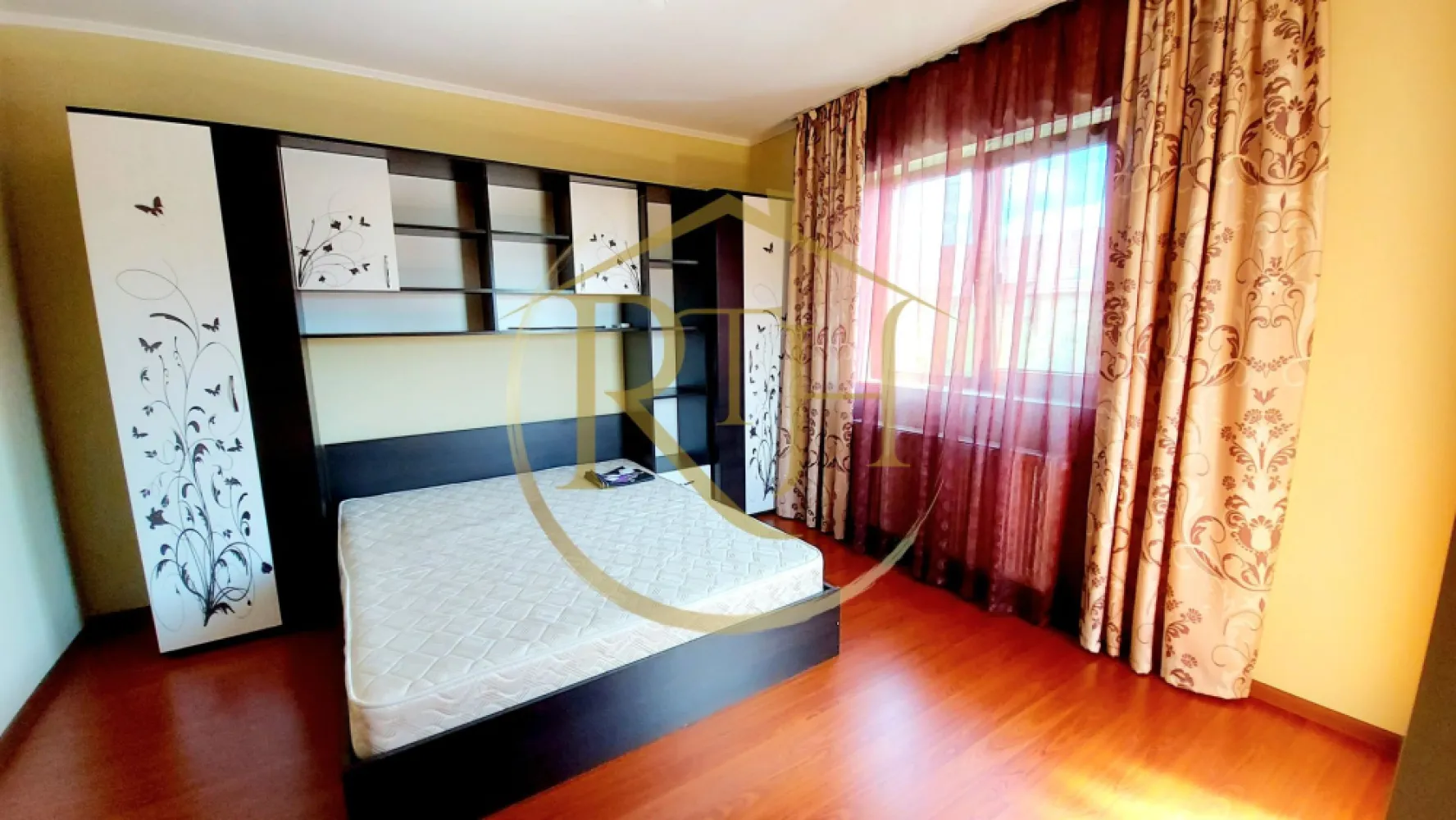 Oferim spre inchiriere casa-duplex,4 camere,Dumbravita aproape de Lidl
