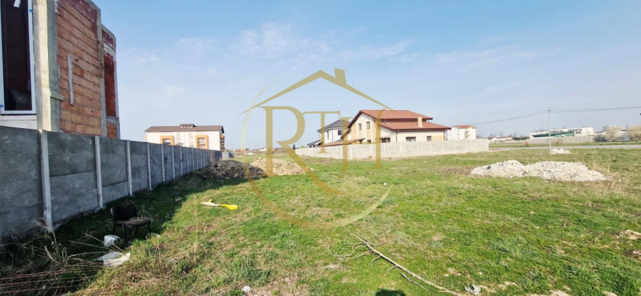 Vand teren intravilan cu proiect si autorizatie de constructie in Giroc