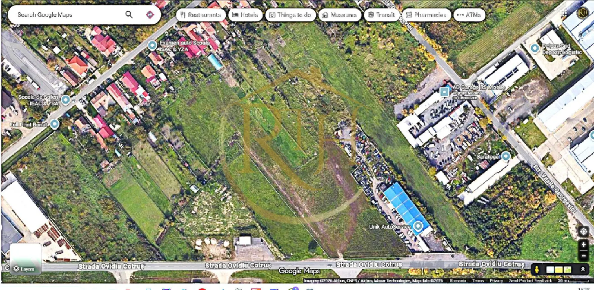 Vand teren intravilan Zona Fraidorf,comison ,,0'' - Vă propunem spre vânzare un teren intravilan construibil, amplasat strategic în zona Freidorf – una dintre cele mai dinamice zone industriale ale municipiului Timișoara.

📍 Localizare

Timișoara – zona Freidorf (zonă industrială dezvoltată)

Acces direct din șosea asfaltată

Conexiuni rapide către principalele artere rutiere și centura orașului

Acces facil pentru transport greu și logistică

📐 Caracteristici teren

Suprafață totală: 7.880 mp

Regim: Intravilan – teren construibil

Teren compact, ideal pentru optimizarea construcțiilor și fluxurilor industriale

⚡ Utilități

Disponibile la parcela învecinată

📄 Aspecte juridice

Documentație completă

Adeverință care atestă că terenul nu se află în zonă cu sit arheologic

🏗 Destinații recomandate:

✔ Hală industrială
✔ Depozit logistic
✔ Producție
✔ Parc industrial
✔ Dezvoltare rezidențială (în funcție de reglementările urbanistice)

Datorită poziționării și dezvoltării accelerate a zonei, proprietatea reprezintă o oportunitate solidă de investiție, cu potențial ridicat de valorificare pe termen mediu și lung.

💰 Preț: 50 euro/mp usor negociabil, 
 NU se plateste comision 

Proprietate reprezentată în exclusivitate de RealTimHouse.ro – Un pas spre un loc doar al tău! 
Pentru detalii suplimentare, documentație urbanistică sau programarea unei vizionări, vă stau la dispoziție.