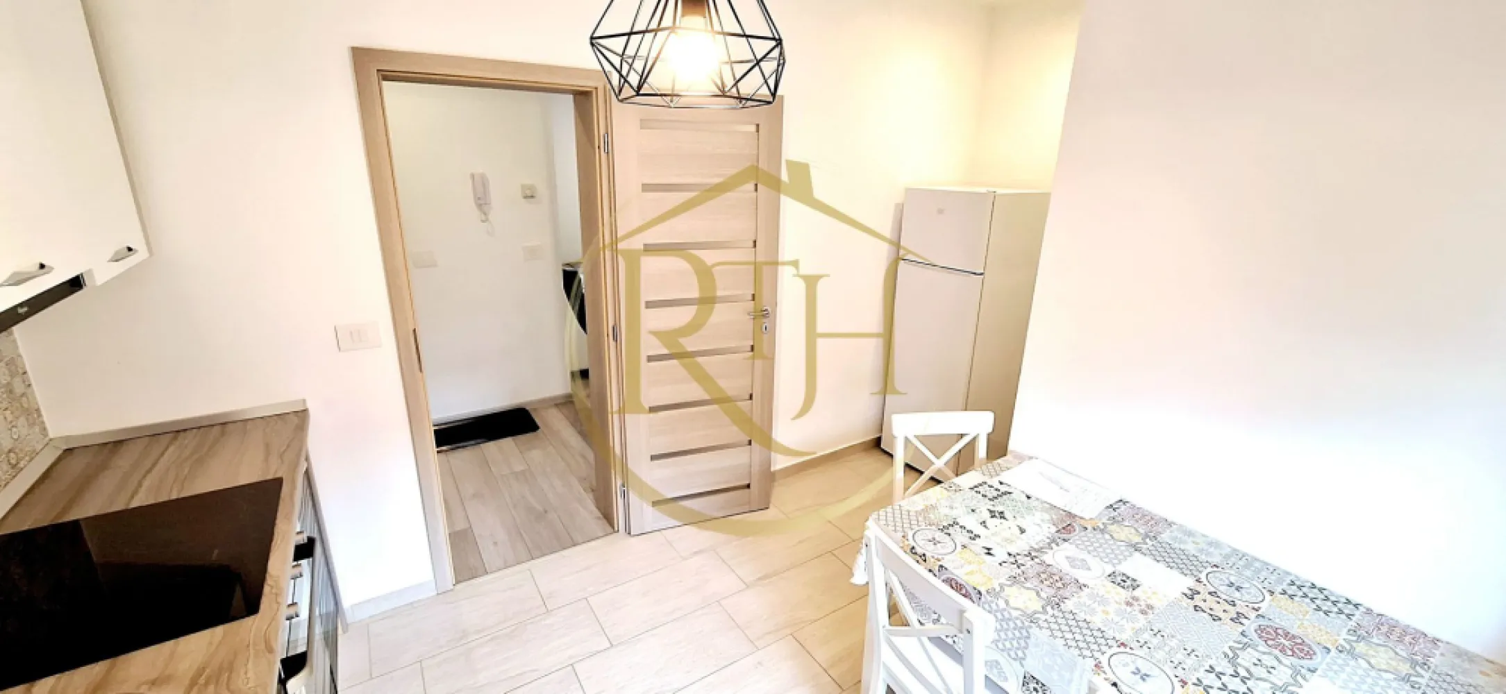 Apartament 3 camere,72 mp utili,4 locuri de parcare, Braytim,Cl Urseni