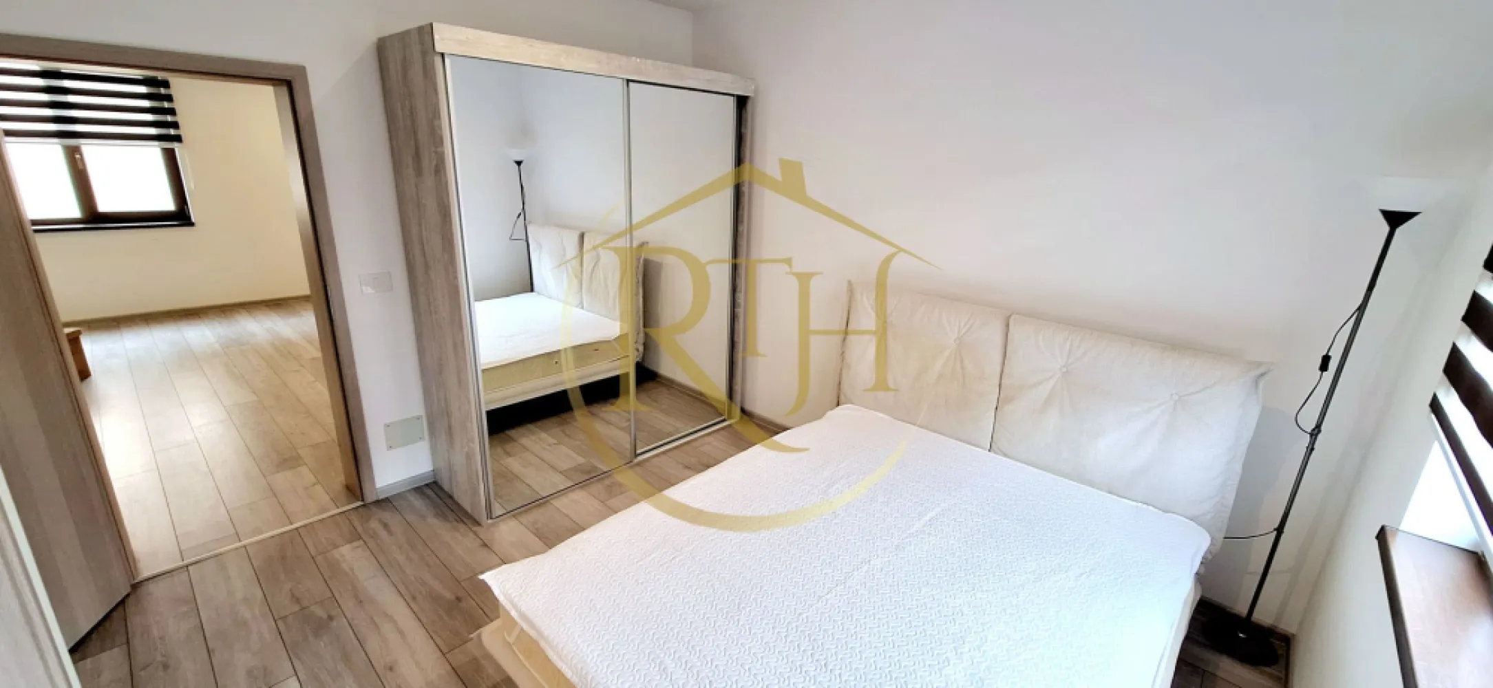 Apartament 3 camere,72 mp utili,4 locuri de parcare, Braytim,Cl Urseni