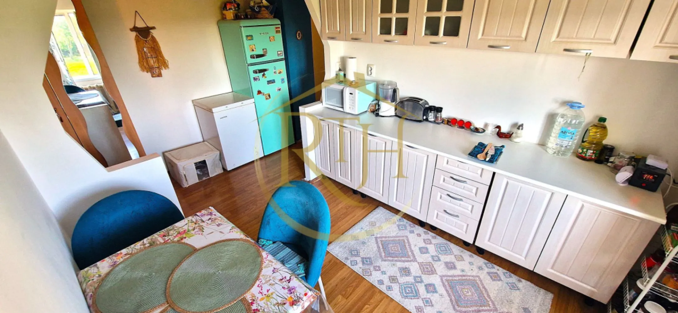 Vand apartament 2 camere,zona linistita cu mult spatiu verde ,0 Comision