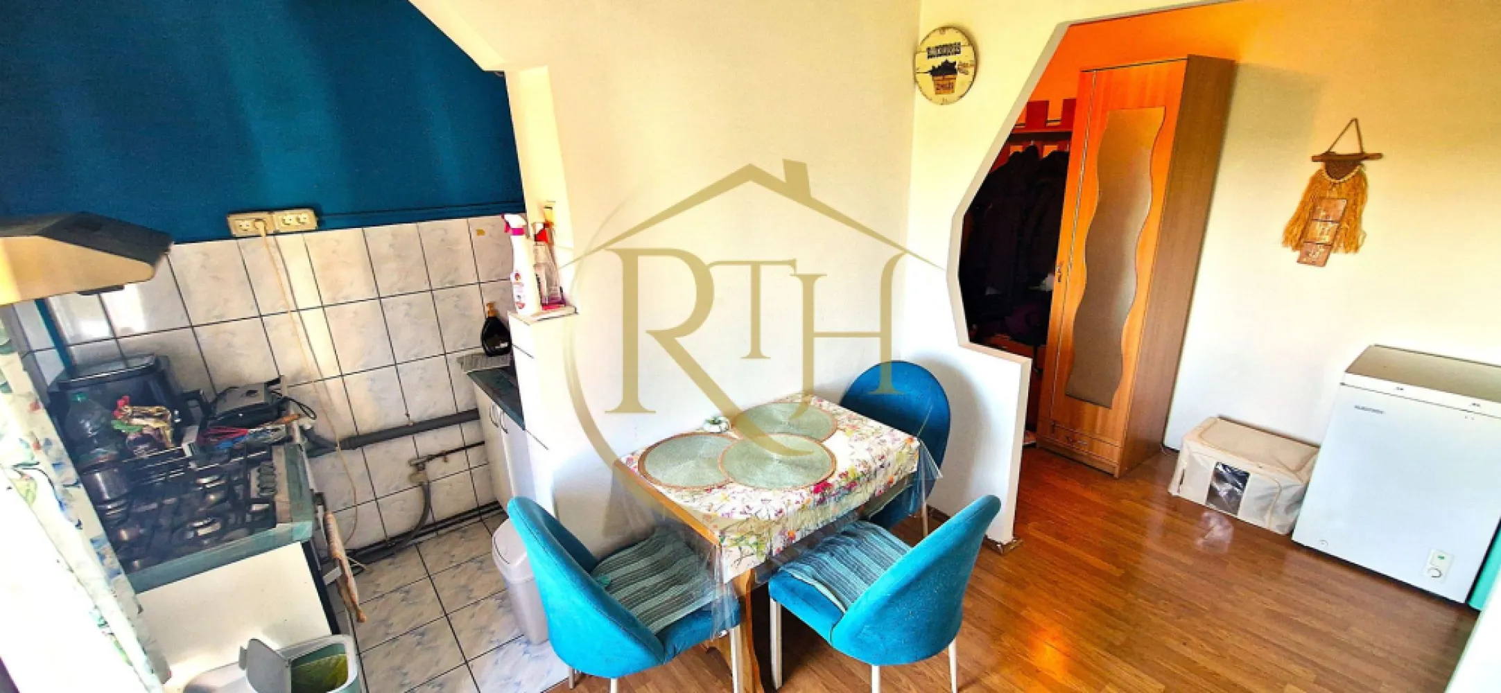 Vand apartament 2 camere,zona linistita cu mult spatiu verde ,0 Comision