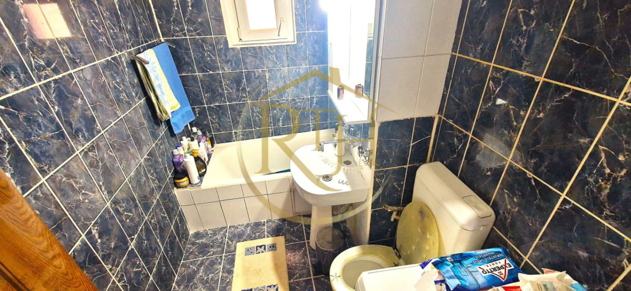 Vand apartament 2 camere,zona linistita cu mult spatiu verde ,0 Comision