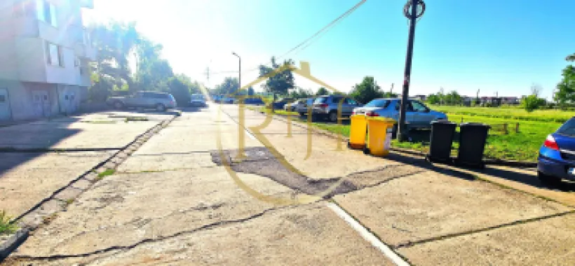 Vand apartament 2 camere,zona linistita cu mult spatiu verde ,0 Comision