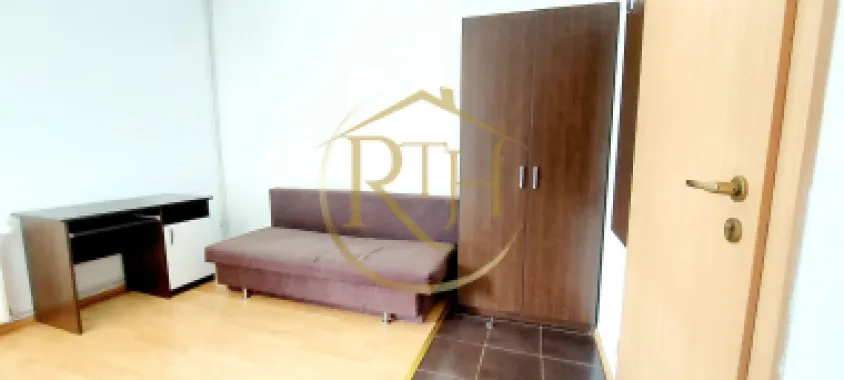 Oferim spre inchiriere garsoniera, situata in zona Soarelui, Parcare si balcon